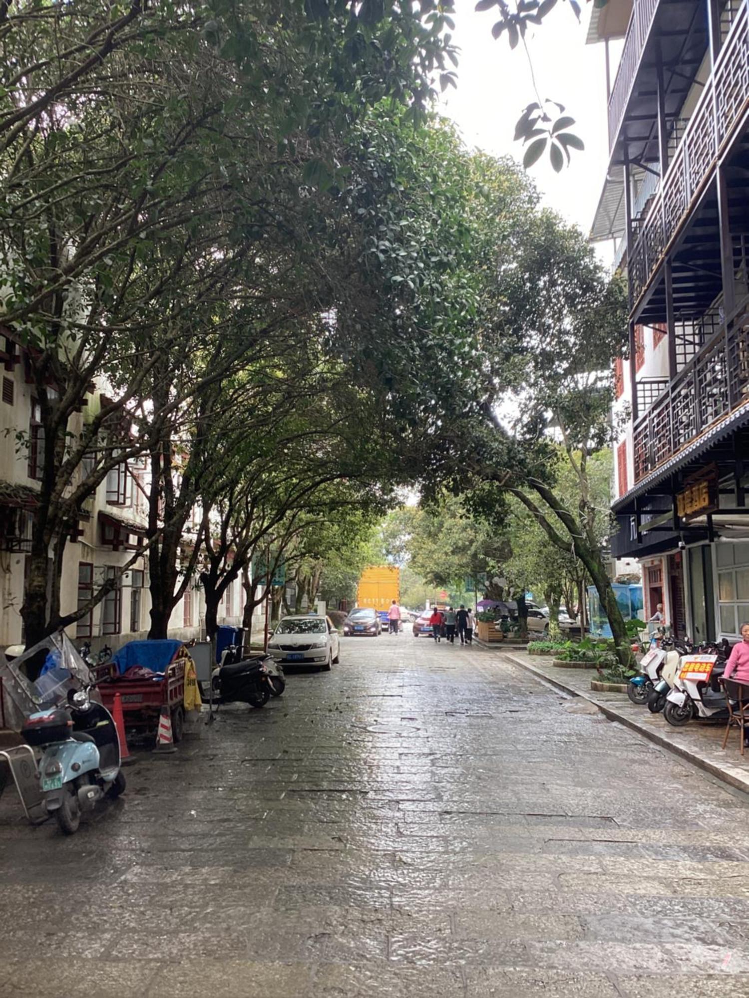 Lazzy Inn Yangshuo Εξωτερικό φωτογραφία