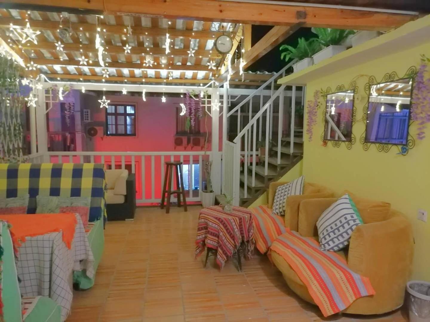 Lazzy Inn Yangshuo Εξωτερικό φωτογραφία