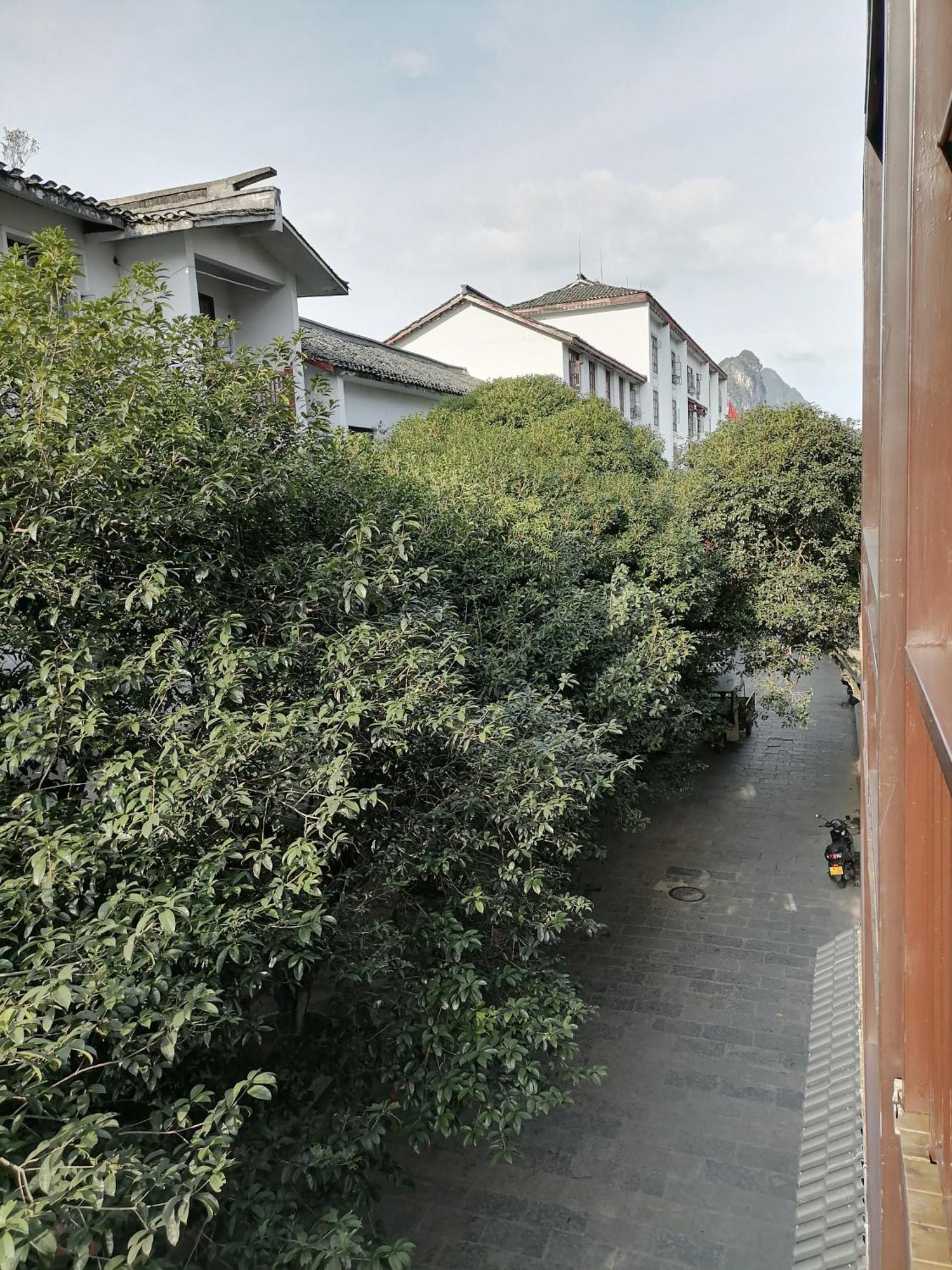 Lazzy Inn Yangshuo Εξωτερικό φωτογραφία