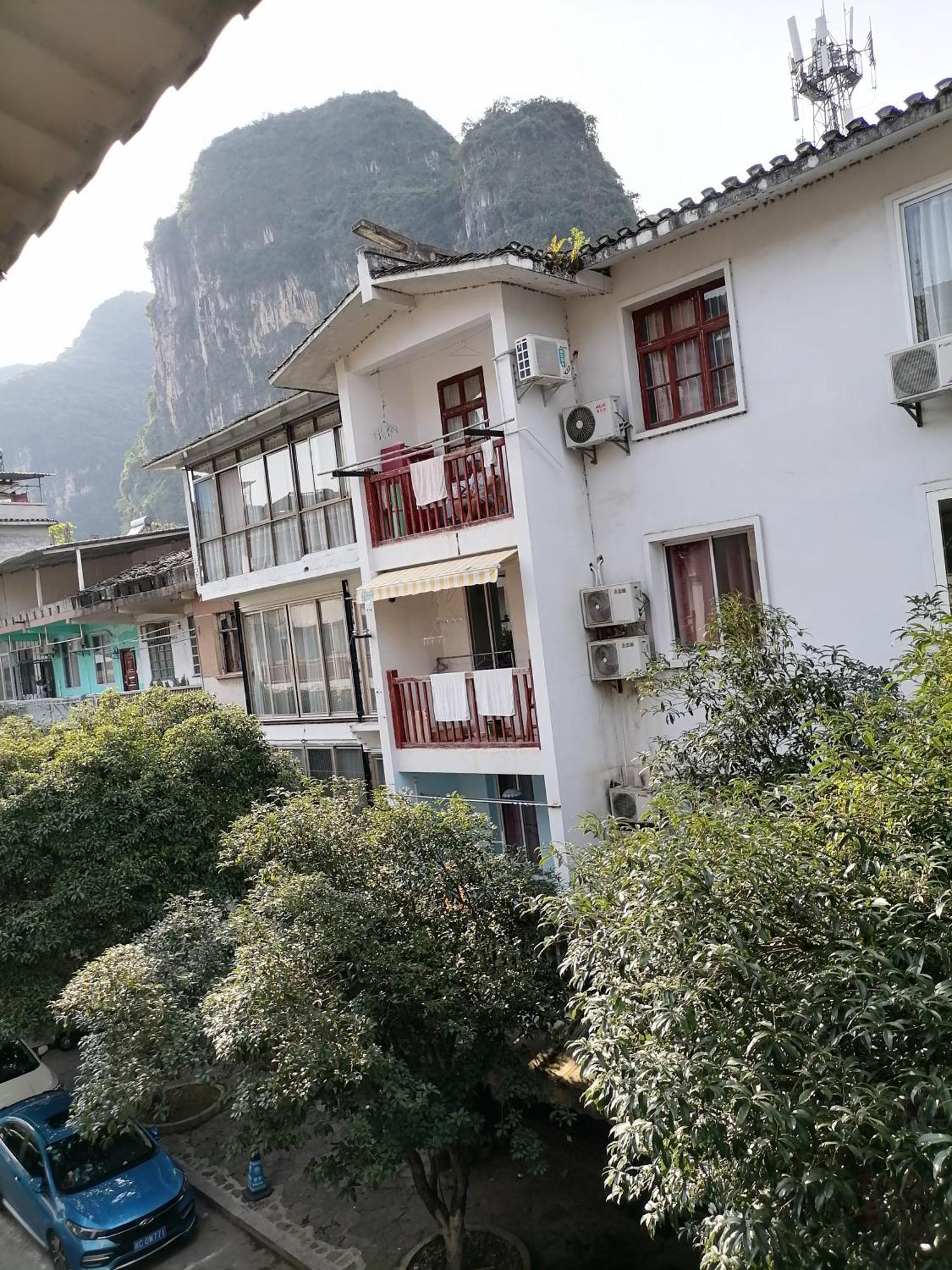 Lazzy Inn Yangshuo Εξωτερικό φωτογραφία