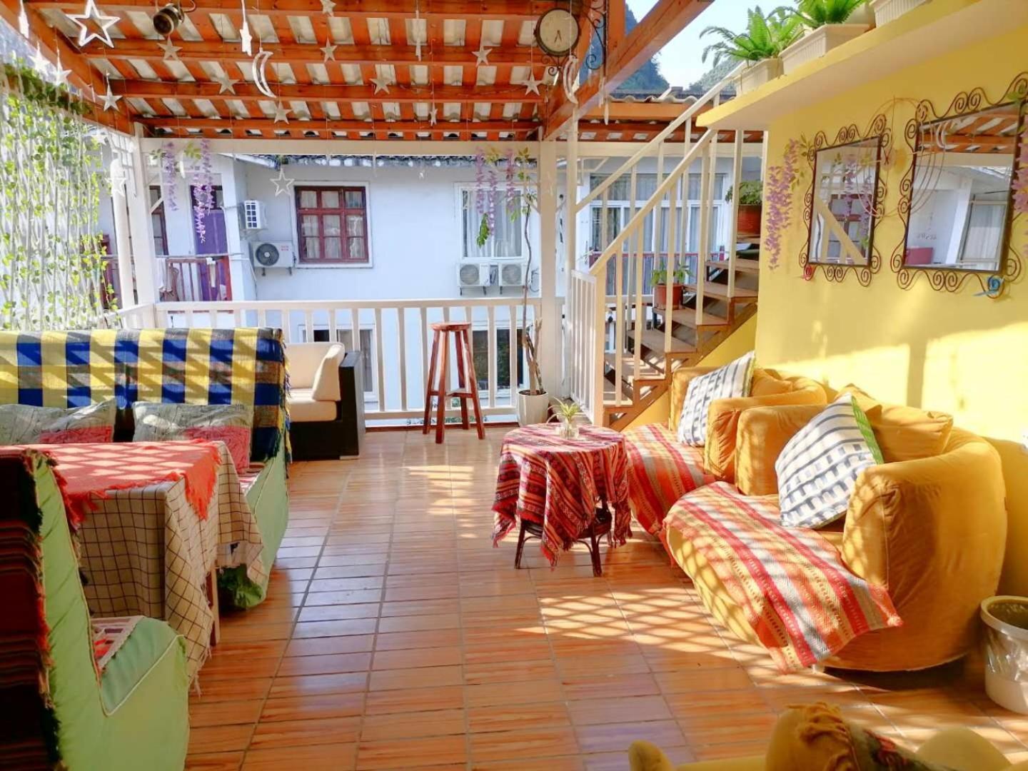 Lazzy Inn Yangshuo Εξωτερικό φωτογραφία